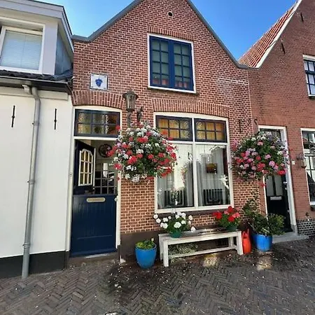 Holiday home Authentiek In Het Hart Het Westland *